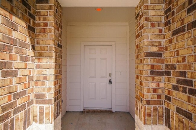 Photo - 5210 Becker Hills Ln