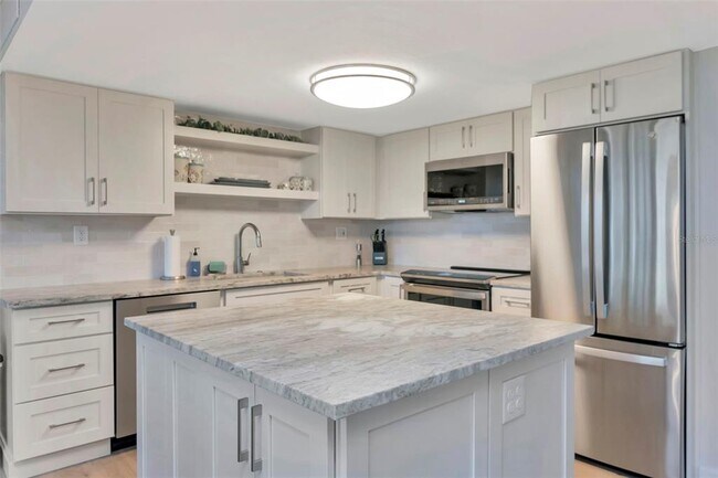 17580 Gulf Blvd Unit 403