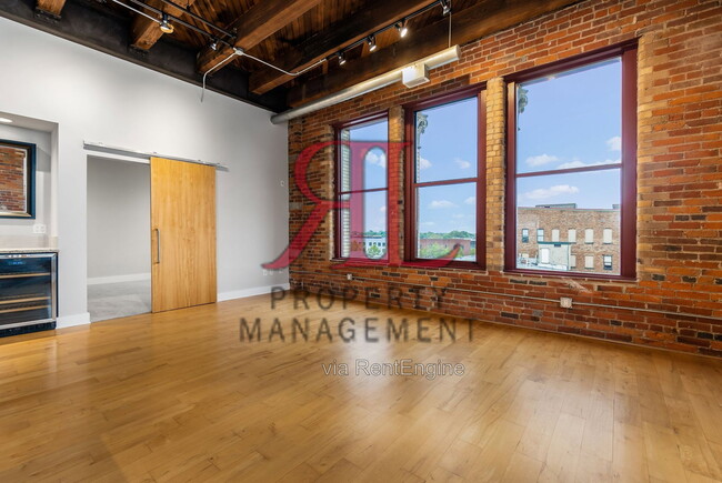 Photo - 150 E Main St Unit 504 504