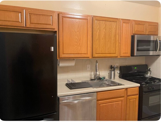 Photo - 2315 Sheridan St