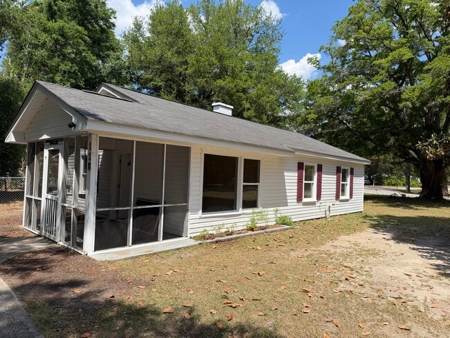 Building Photo - 118 Taylor St