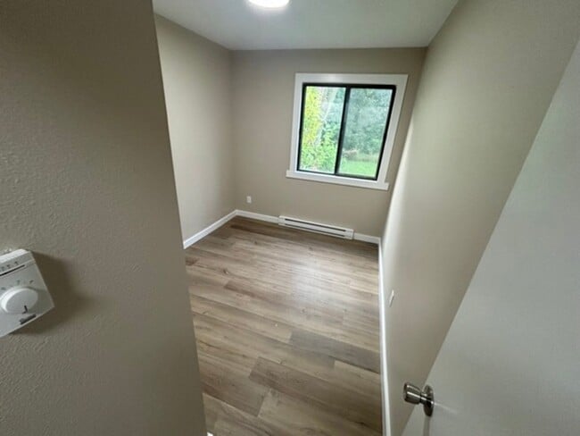 Photo - Fairview Apartments Unit E01