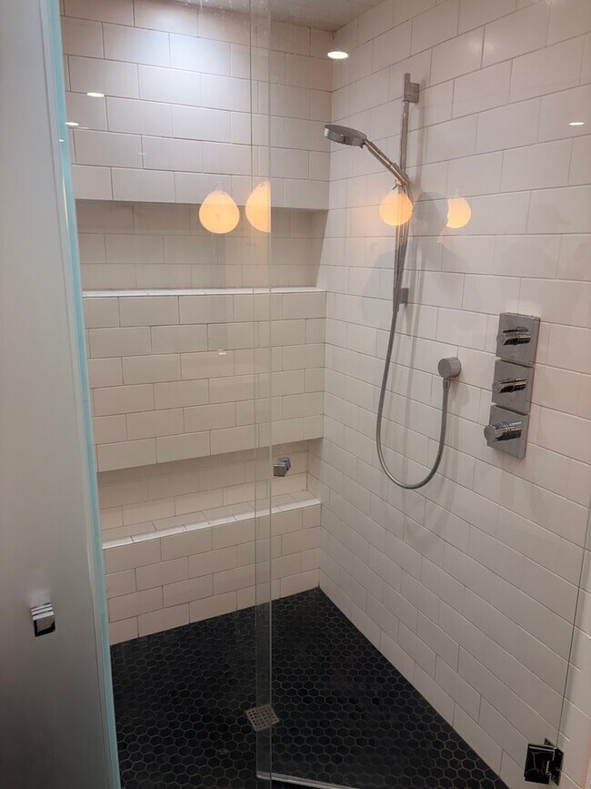 Photo - 1125 NW 9th Ave Unidad 530