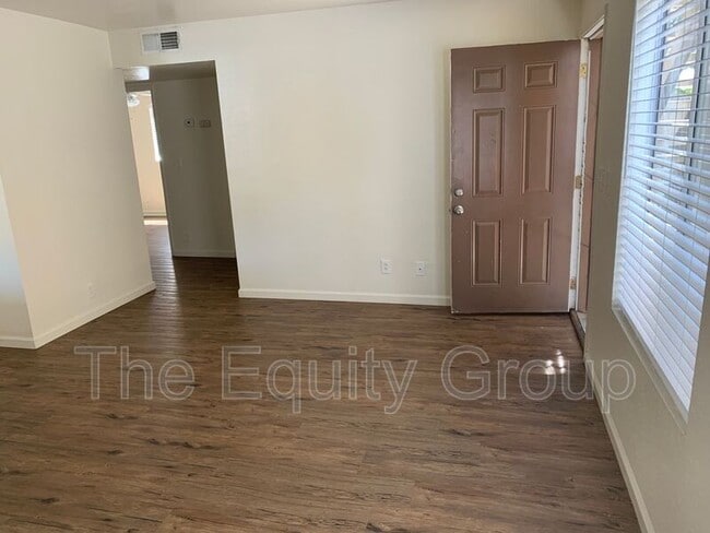 Photo - 3912 W Meadow Ave