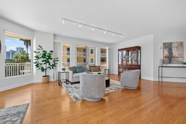 Photo - 555 5th Ave NE Unit 332