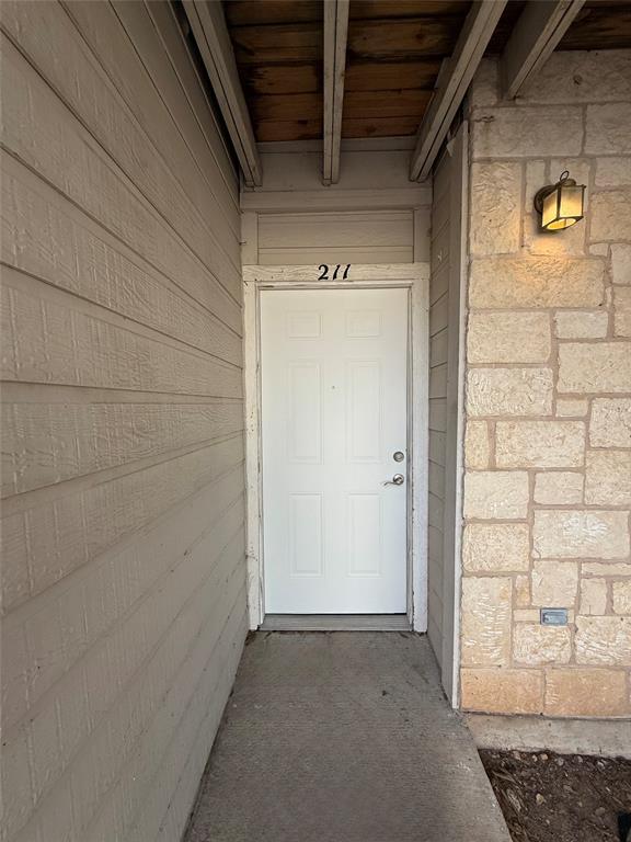 Building Photo - 3201C El Salido Pkwy Rental
