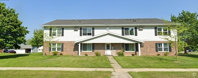 Building Photo - 2215 Sylvan Way Unit #4 Rental