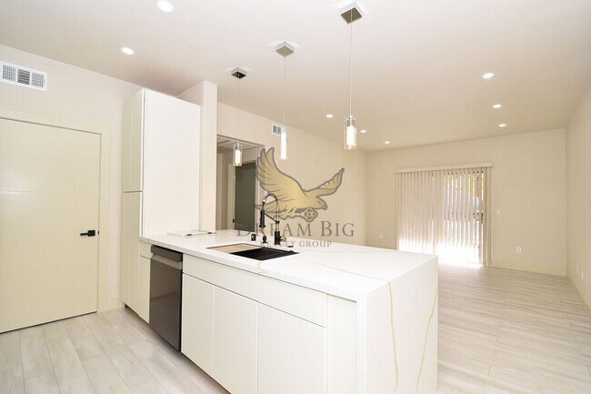 Photo - 8000 W Badura Ave