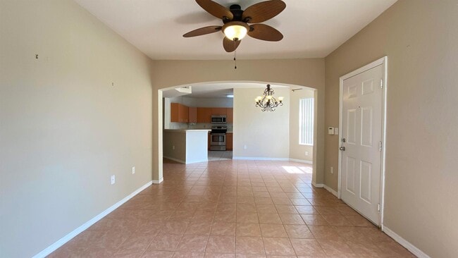 Photo - 118 SW Peacock Blvd