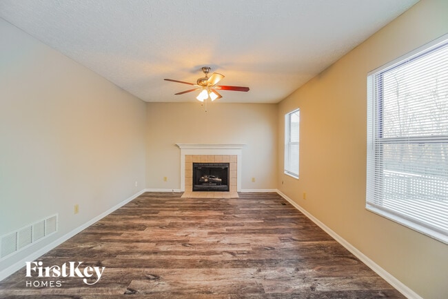 Photo - 2722 Hardwood Ave