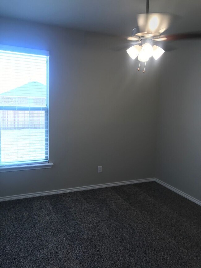 Photo - Beautiful Home! Available October 10th!