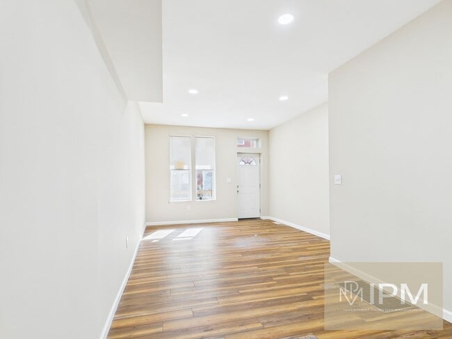 Photo - Available Now! Charming 3 Bedroom, 2 Bath ...