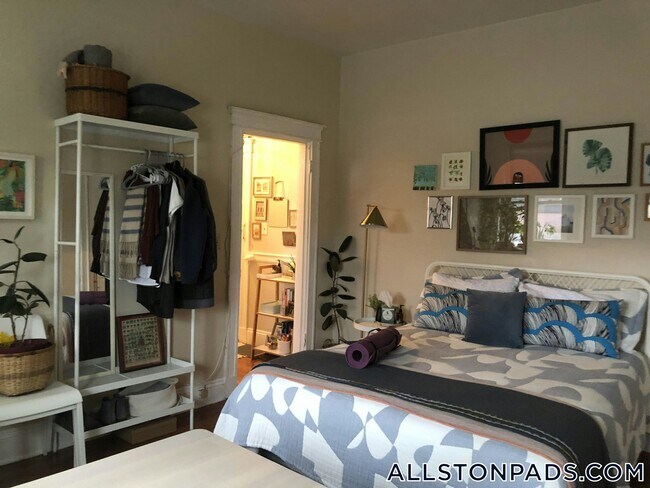 Photo - 1197 Commonwealth Ave Unidad 5