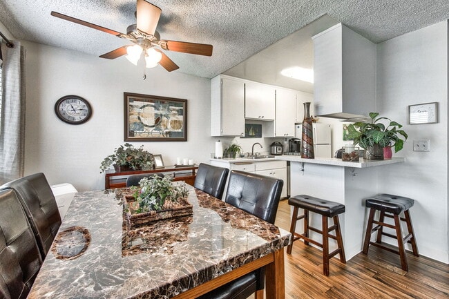 Photo - Balboa Plaza