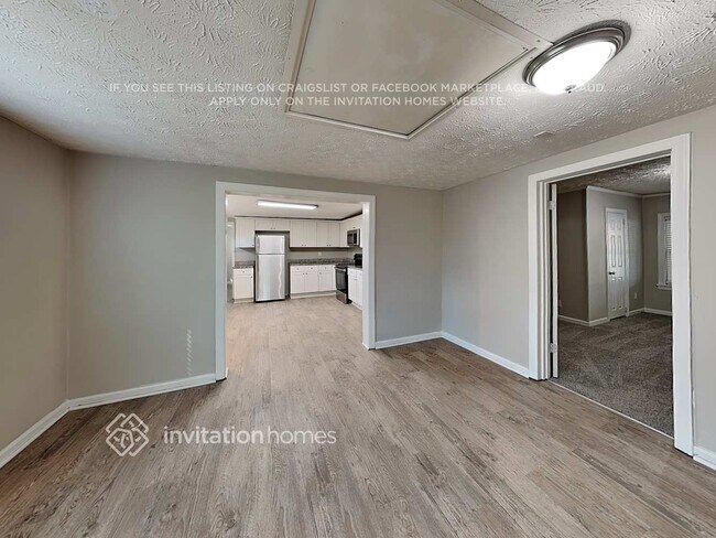 Photo - 547 Rustic Rd