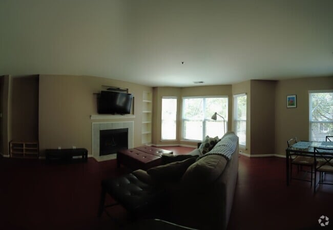 Building Photo - 509 N Graham St Unit 2E Rental