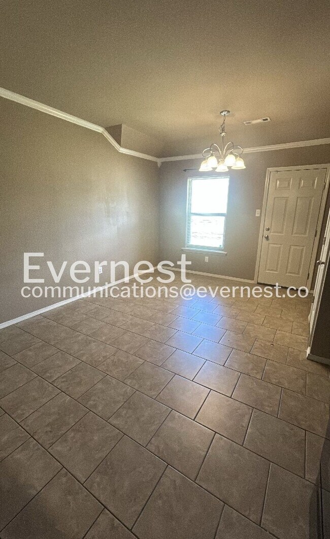 Photo - 12009 Big Ridge Cir