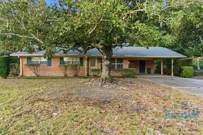 Photo - 339 Hilton Ave