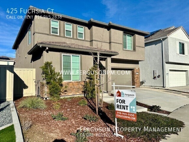 Photo - 425 Fuchsia Ct