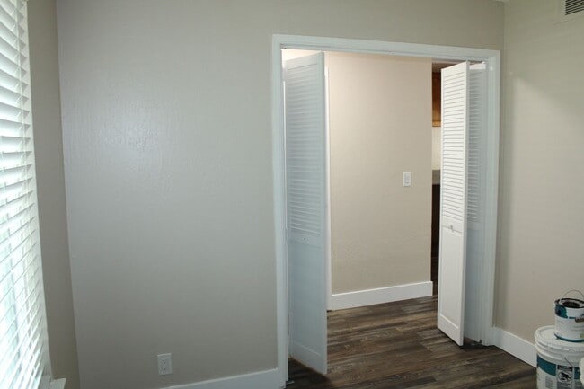Photo - Updated 4 bedroom, 1 1/2 bathroom Townhome...