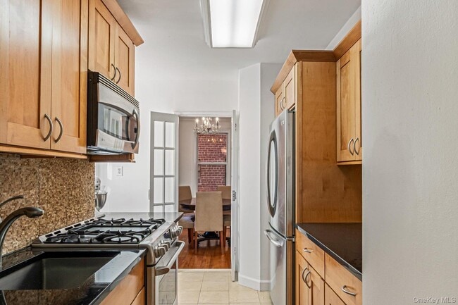 Photo - 72-10 112th St Unit 3B