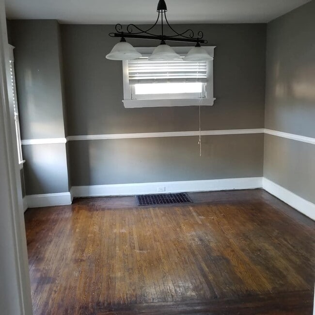 Photo - 3331 Hewitt Crescent St