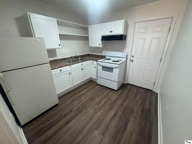 Photo - 207 Oaklawn Dr