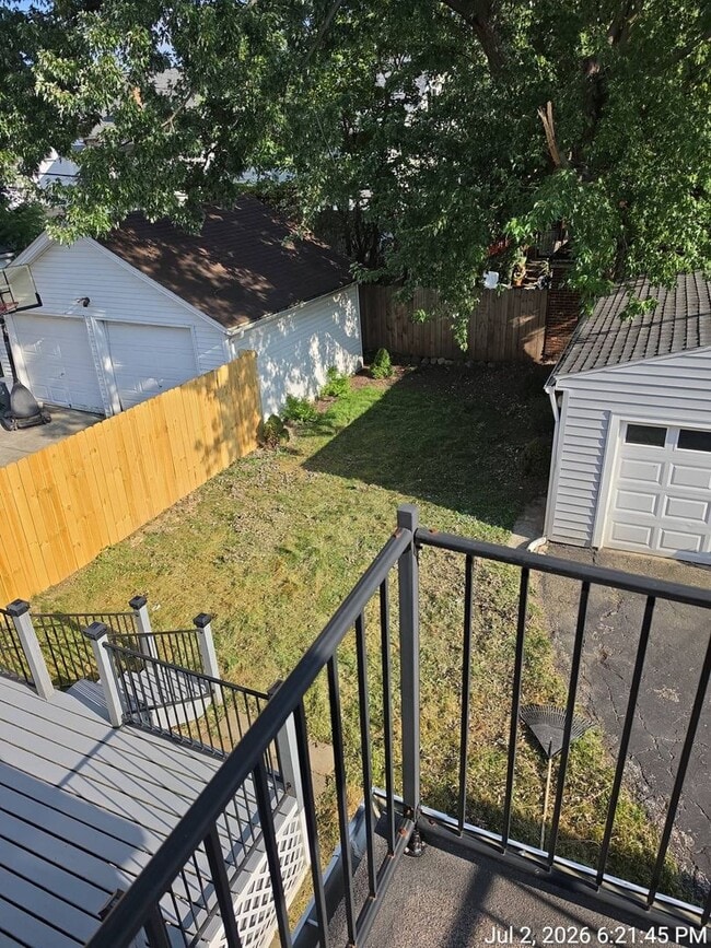 Photo - 3302 Tullamore Rd