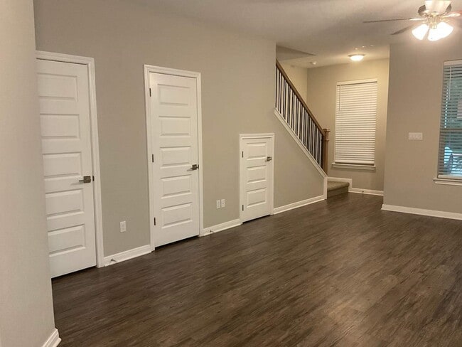 Photo - 179 Holly St