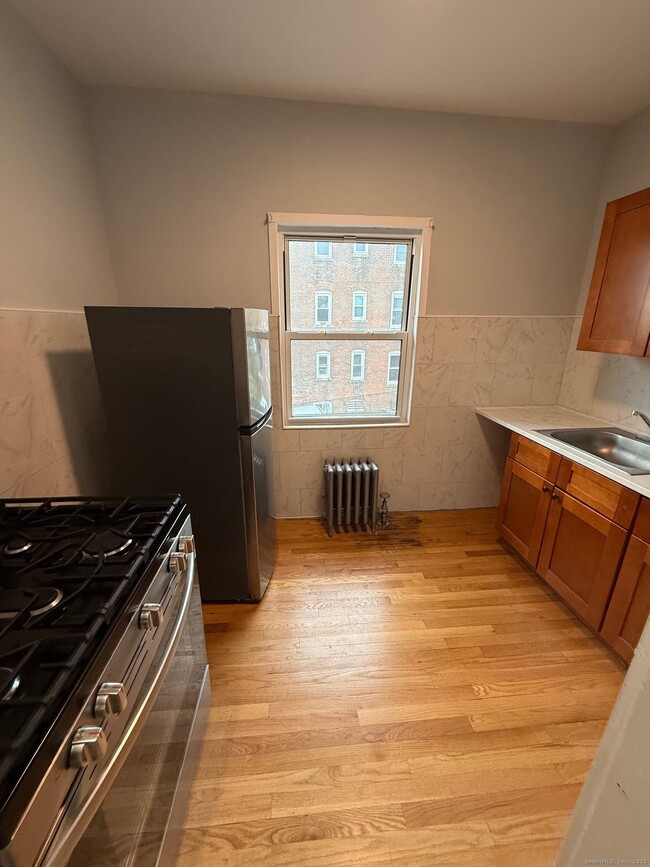 Photo - 45 S High St Unit 2S