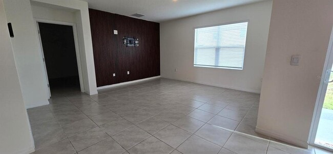 Photo - 804 Horsetail Dr