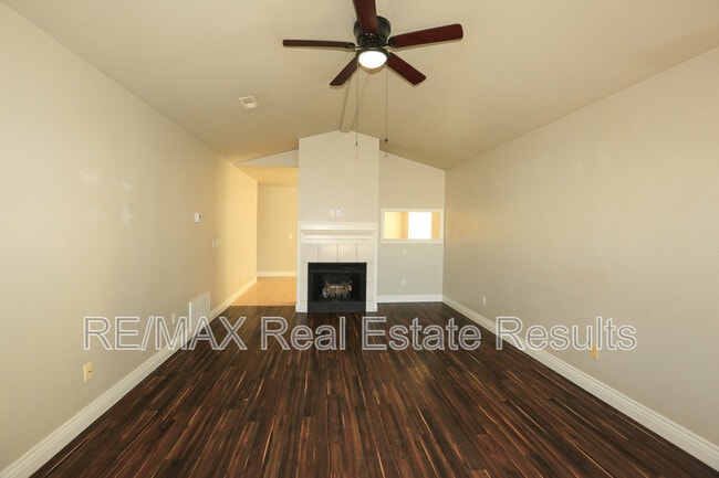 Photo - 50 Cheryl Cir