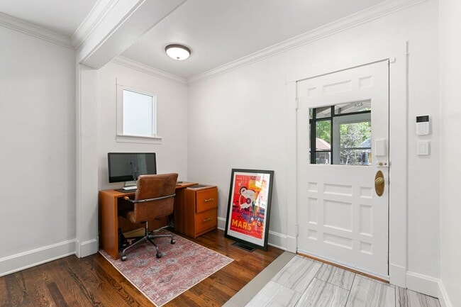 Photo - 424 W Oak St Unit 424 W Oak Street - Main