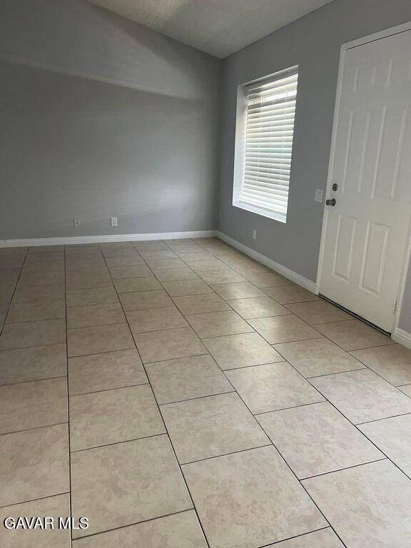 Photo - 5033 Avenue L10 Ave