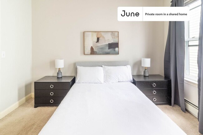 Photo - Room in Shared 3 bed/1 bath home Unit B