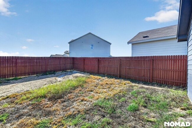 Photo - 241 Payton Pl