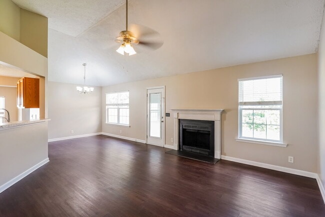 Photo - 7128 Legacy Dr