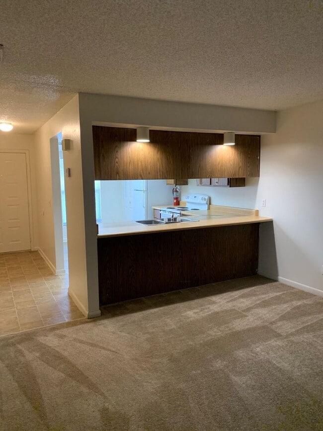 12125 Napiers Cir