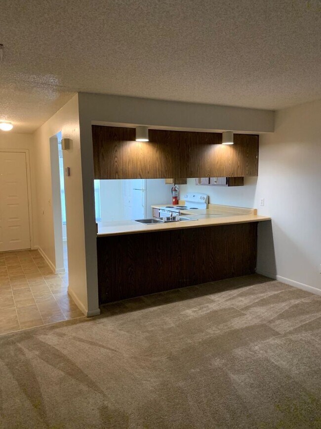 Photo - 12125 Napiers Cir