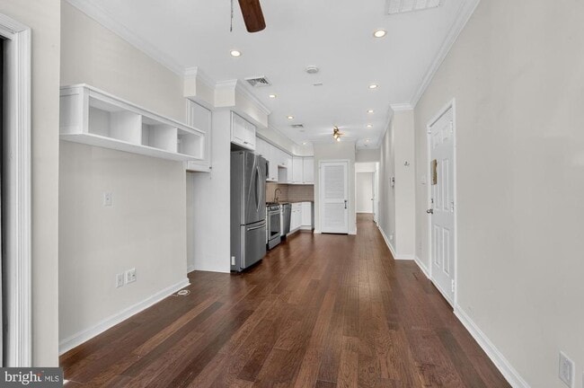 Building Photo - 4435 Sansom St Unit 1