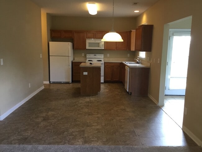 Photo - 6004 Glen Way Dr