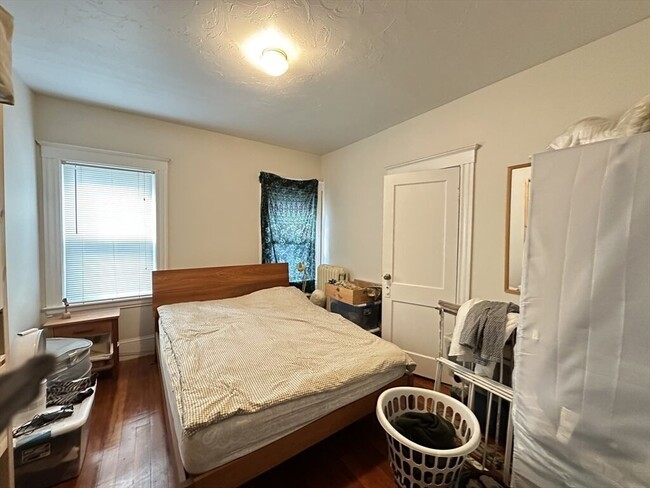 Photo - 43 Iffley Rd Unit 1