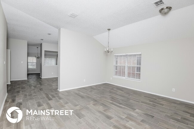 Photo - 7417 Snow Ridge Dr