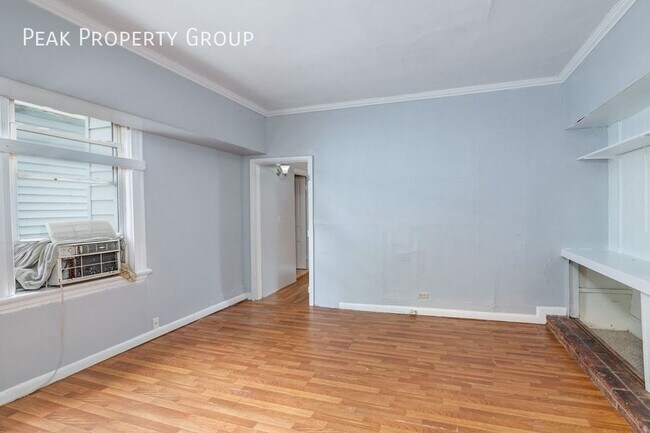 Photo - 2554 Vestry Ave