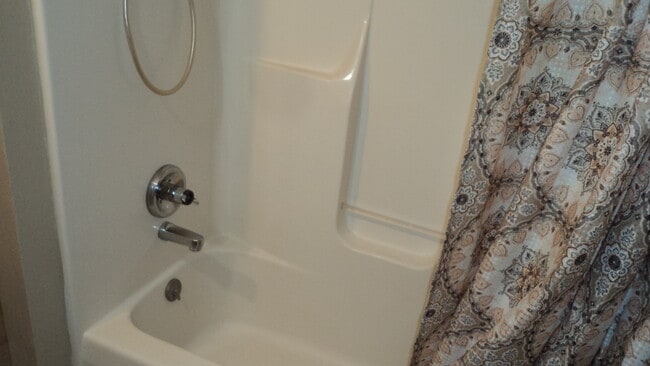 Photo - 117 E Suttenfield St Apartments Unit 2