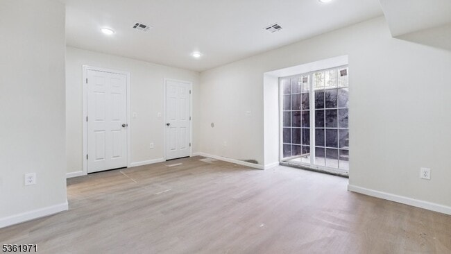 63 N 7th St Unit 1
