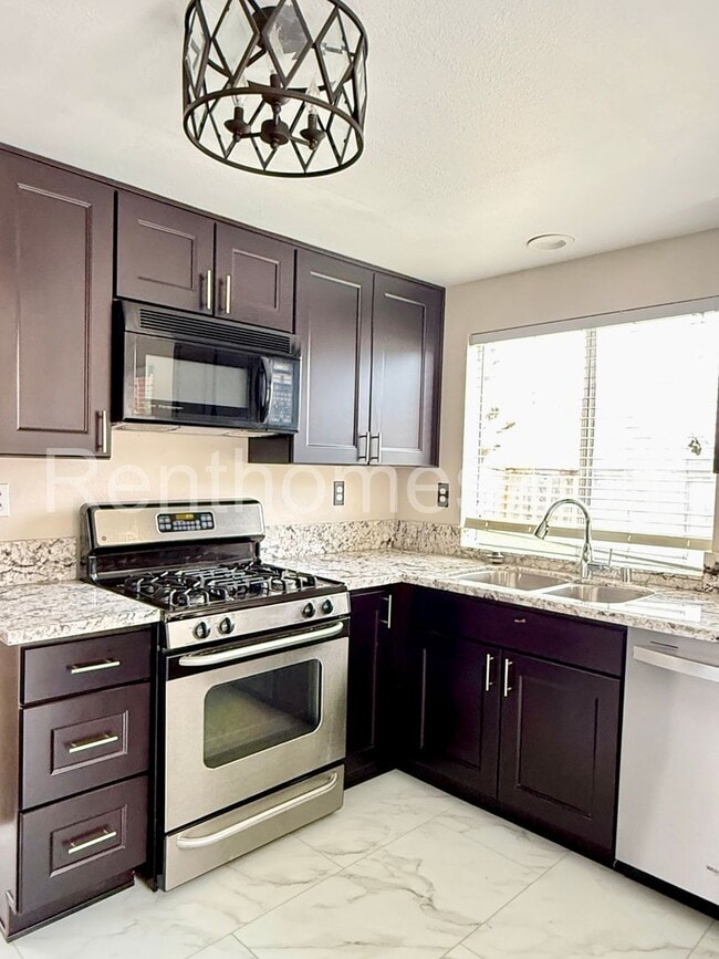 Photo - 11521 Kirby Pl