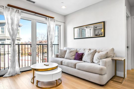 Photo - 287 Maverick St Unit 202