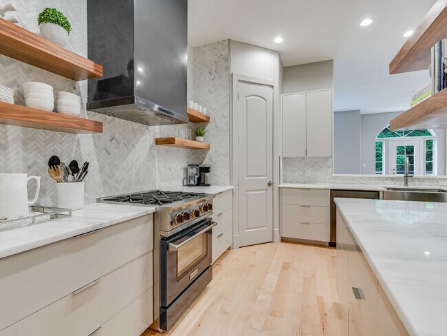 Photo - 1529 Barton Springs Rd Unit 13