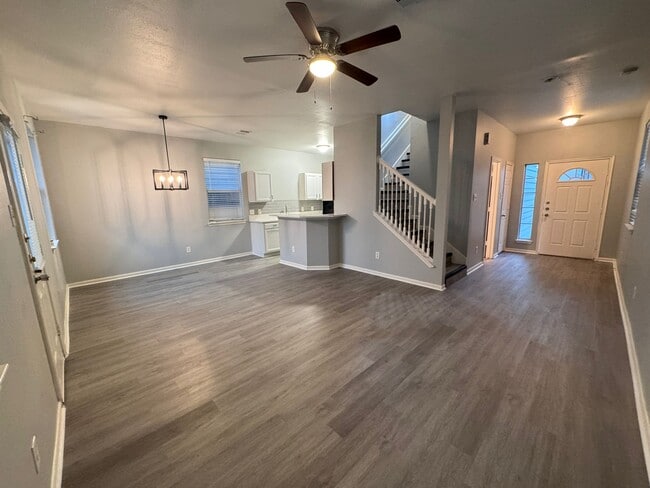 Building Photo - 6427 Waldron Dr Rental